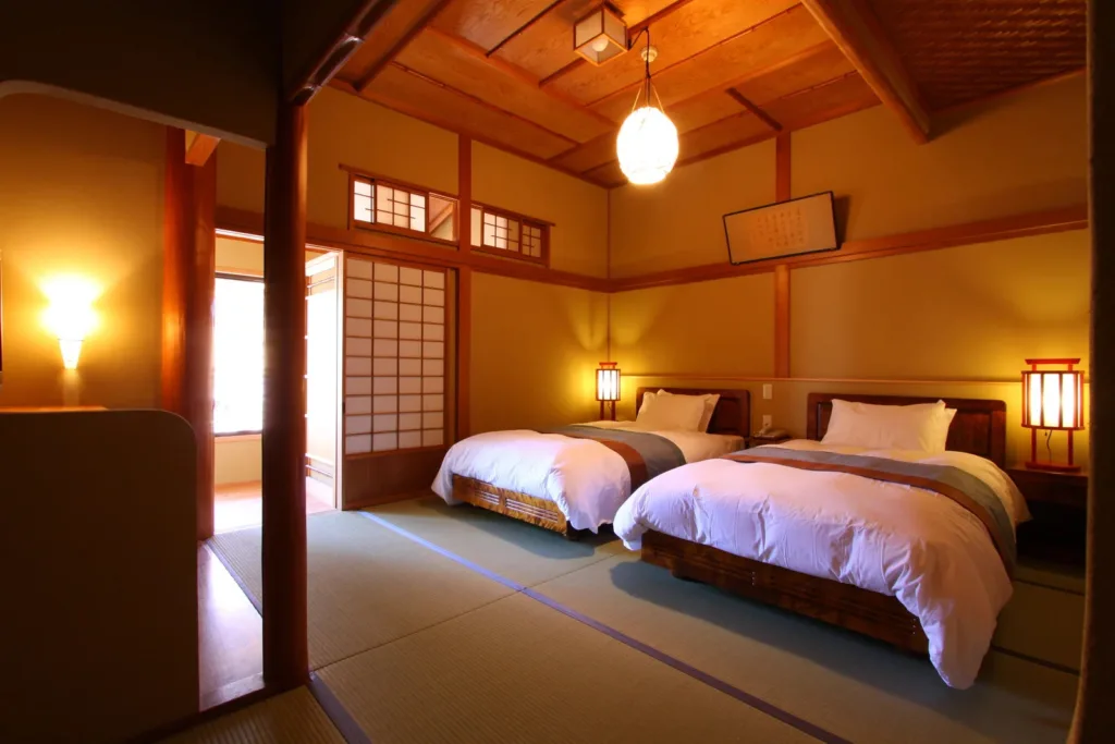 Nagano Budget Accommodation, Nagano Self-contained Accommodation, Cheap Nagano accommodation, Nagano backpackers, Nagano Hostel, Nagano hotels, Nagano Station Hotels, Nagano City Hotels, Zenkoji Temple Accommodation, Nagano Ryokan, Hotels near Nagano Station